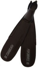 F05B   Performance Diver X16 Freediving Fins Closed Heel