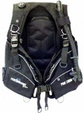 B06C   Performance Diver Pro 2000 BCD